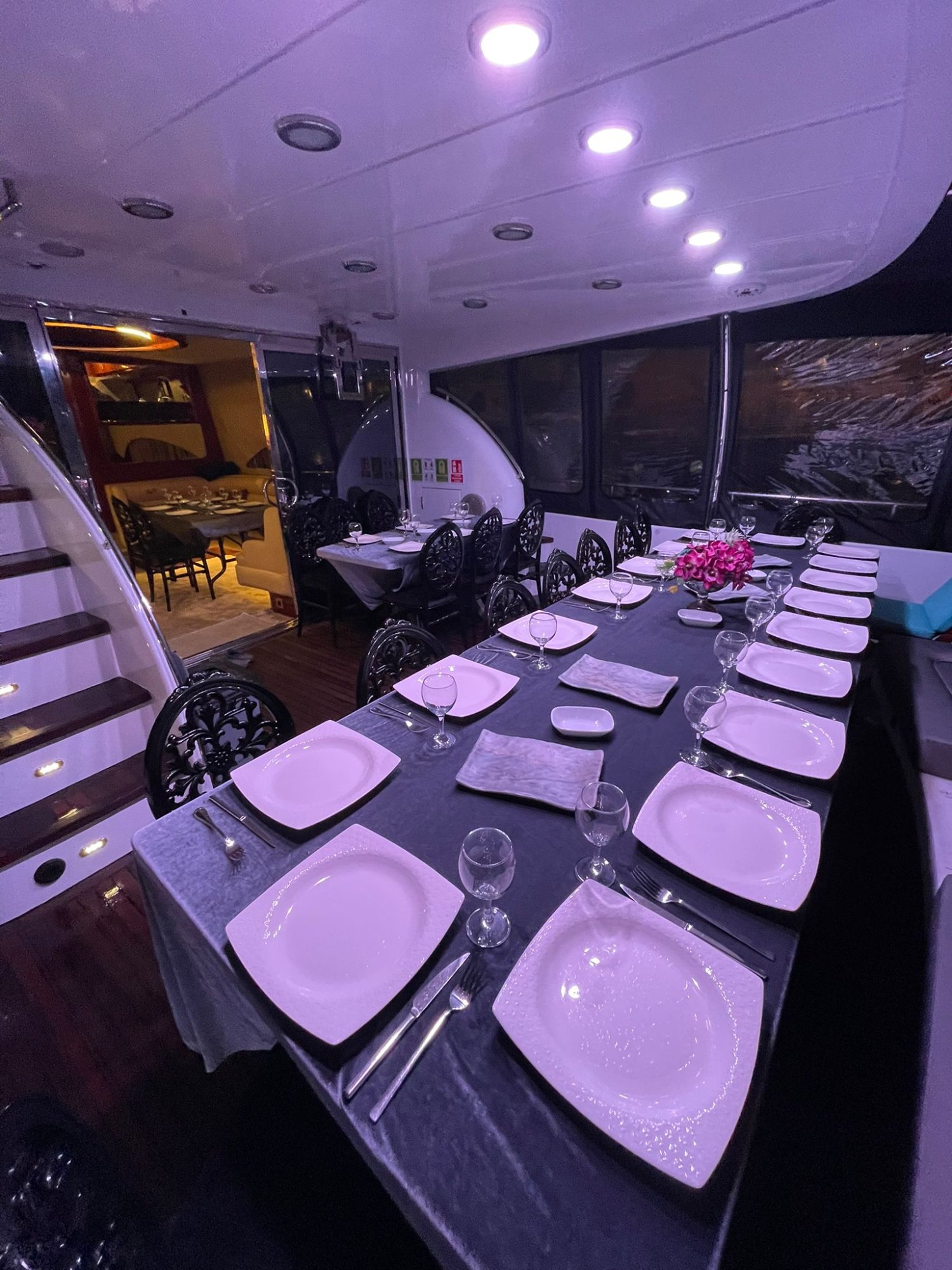 LVT Starship — Gece LED