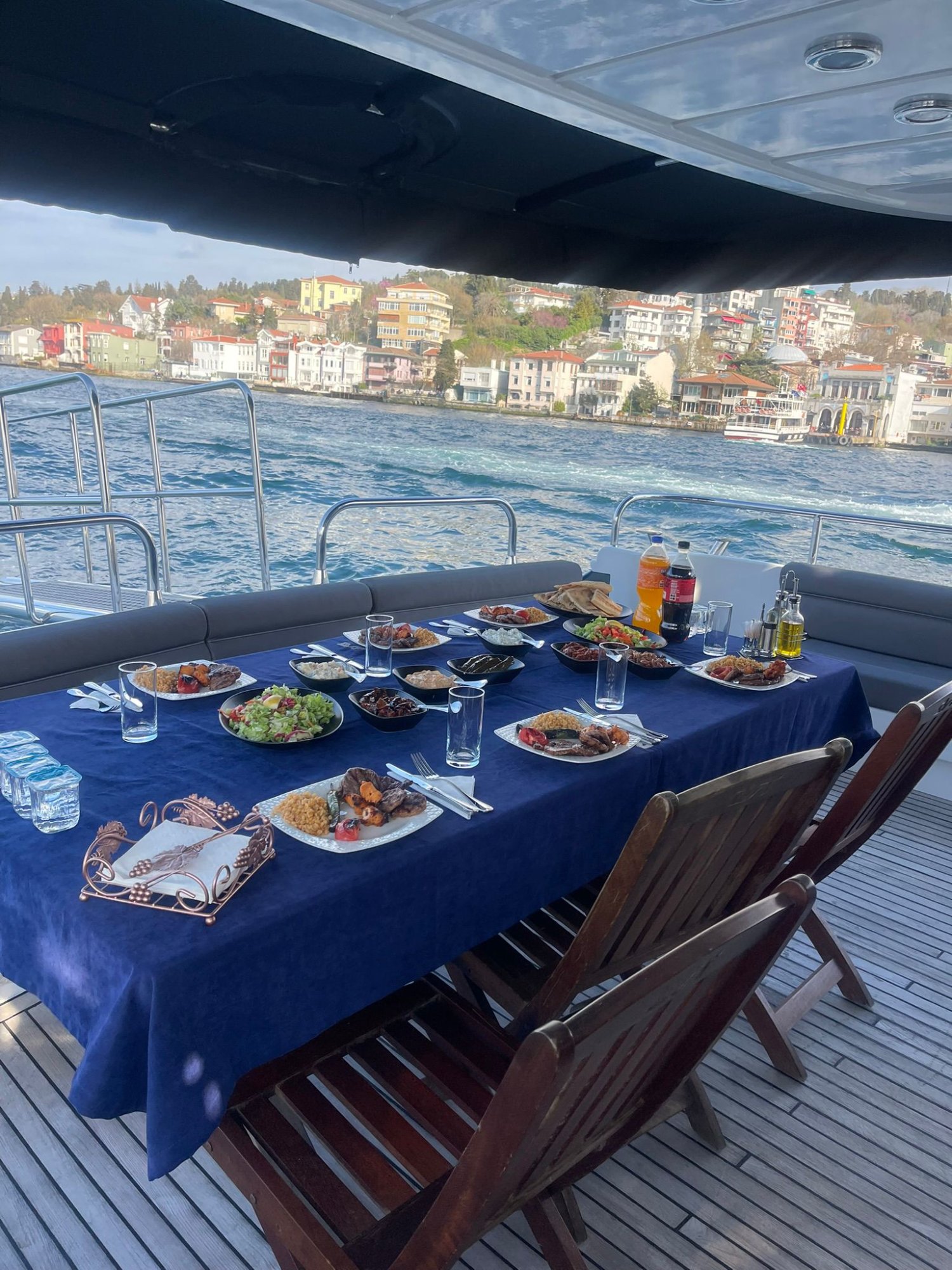 LVT Starship büyük kapasiteli gece turu